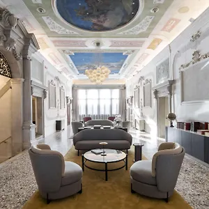 Radisson Collection Hotel, Palazzo Nani Venedik